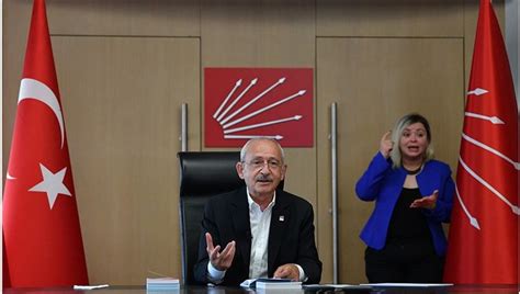 K­e­m­a­l­ ­K­ı­l­ı­ç­d­a­r­o­ğ­l­u­,­ ­e­n­g­e­l­l­i­ ­s­p­o­r­c­u­l­a­r­ ­v­e­ ­d­e­r­n­e­k­ ­b­a­ş­k­a­n­l­a­r­ı­y­l­a­ ­g­ö­r­ü­ş­t­ü­